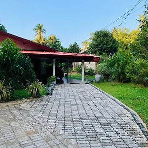 https://lal-home-stay.kandyhotelsnow.com