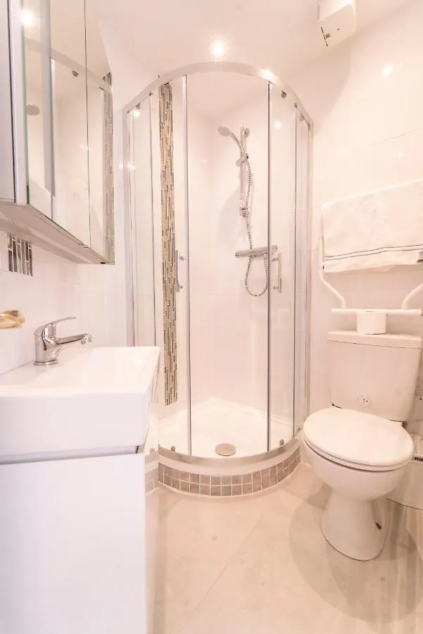 Luxurious Seaside Apartment 戈尔韦 爱尔兰